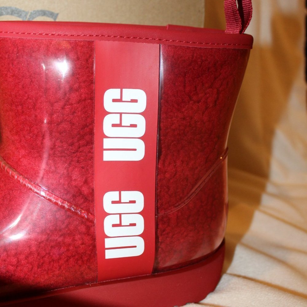 NIB UGG WOMEN'S CLEAR MINI SHEARLING WATERPROOF‎ LOGO BOOTS RED - Picture 4 of 7